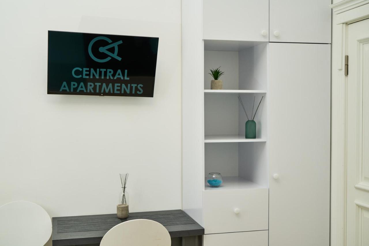 Сentral Apartments Kharkiv Exterior photo